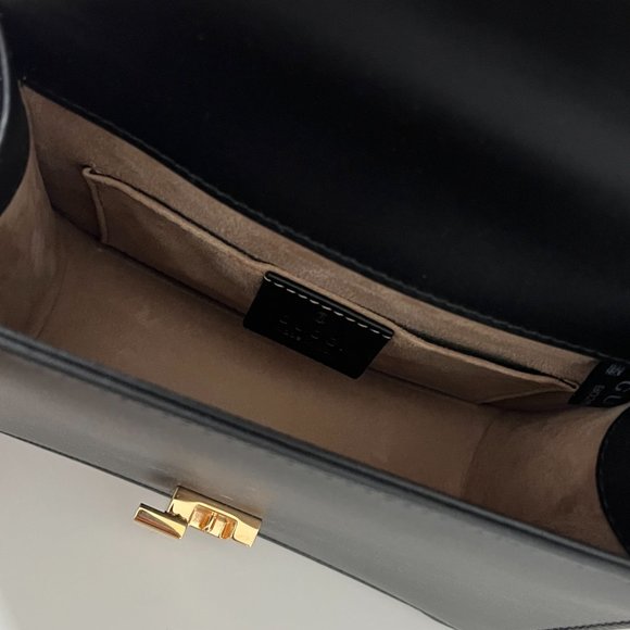 Gucci Sylvie Mini - Authentic - Picture 3 of 7